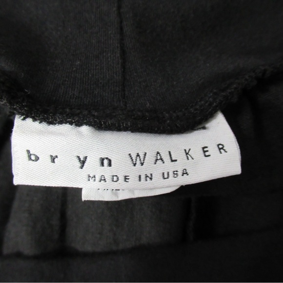 Bryn Walker Linen Ruffled Wide-Leg Pull-On Cropped
Pants Black Size XS - Picture 7 of 17